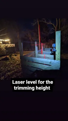 Laser level for the trimming height